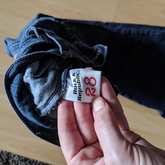 Rock add Republic jeans. Sized 28 - Picture 3 of 4
